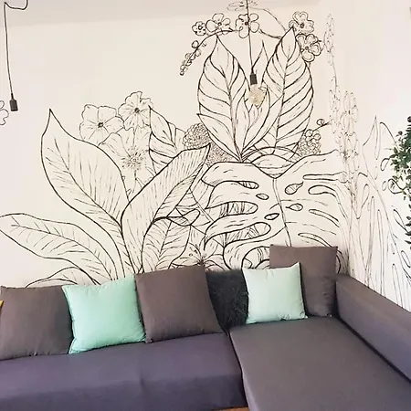 Petite Maison Avec Jardin Nyaraló Antibes